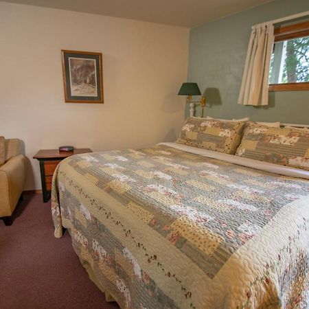 Ridges Inn & Suites ベイリーズ・ハーバー エクステリア 写真