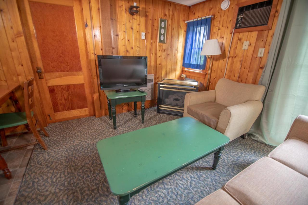 Ridges Inn & Suites ベイリーズ・ハーバー エクステリア 写真