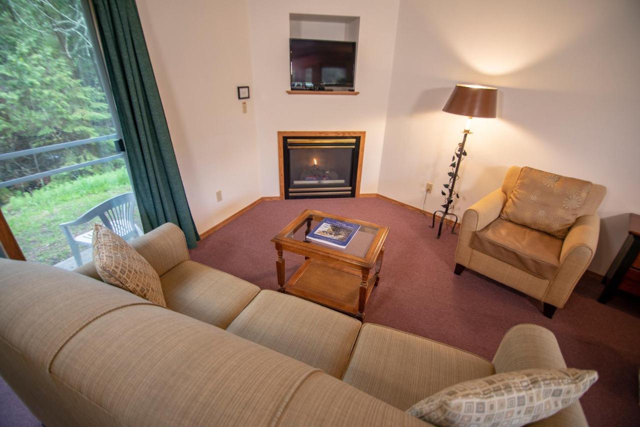 Ridges Inn & Suites ベイリーズ・ハーバー エクステリア 写真
