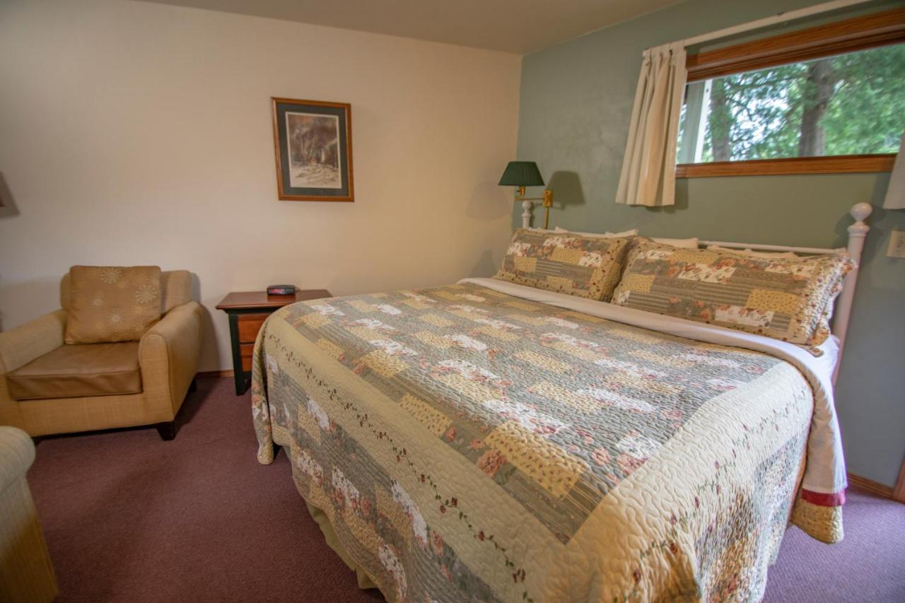 Ridges Inn & Suites ベイリーズ・ハーバー エクステリア 写真