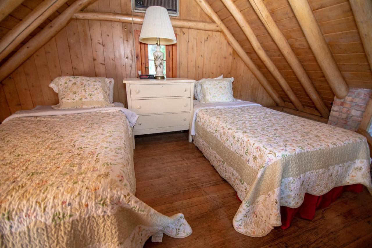 Ridges Inn & Suites ベイリーズ・ハーバー エクステリア 写真