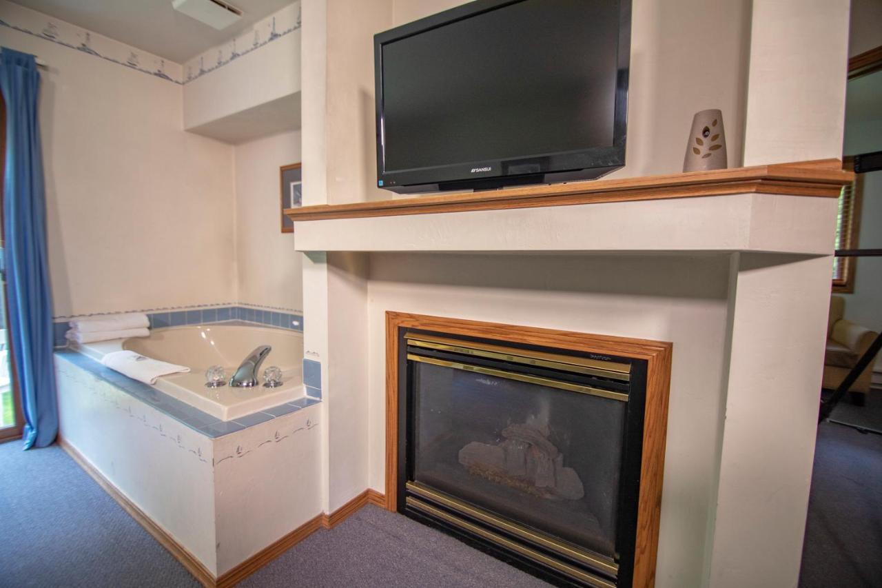 Ridges Inn & Suites ベイリーズ・ハーバー エクステリア 写真
