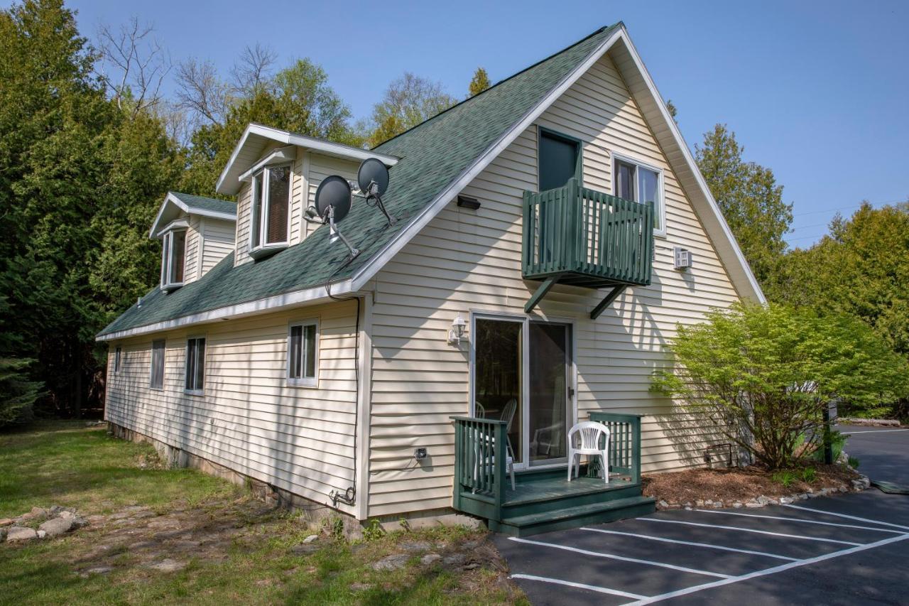 Ridges Inn & Suites ベイリーズ・ハーバー エクステリア 写真