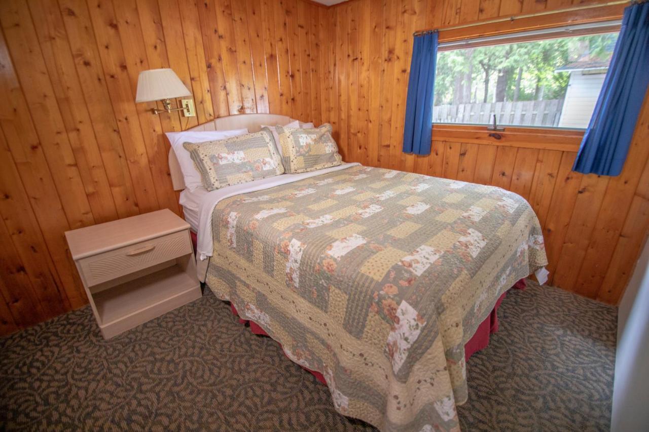 Ridges Inn & Suites ベイリーズ・ハーバー エクステリア 写真